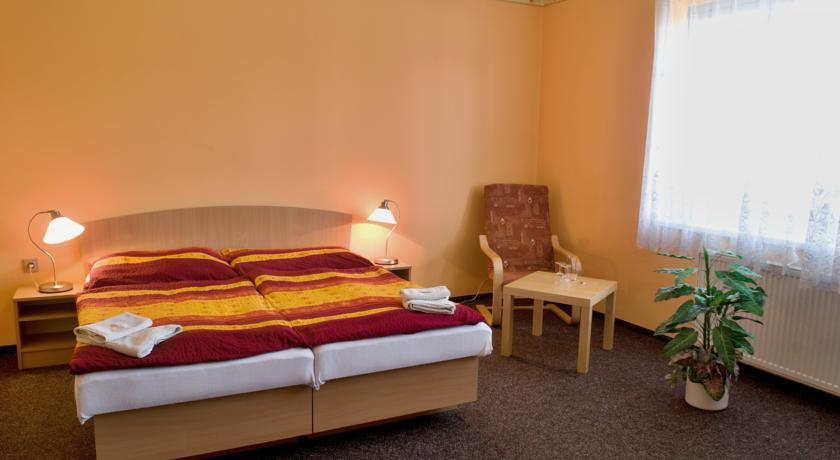 Hotel Bohemia Jičín Εξωτερικό φωτογραφία